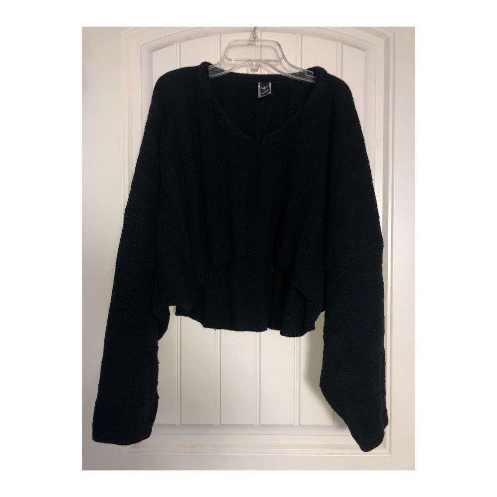 Cropped black sweater
